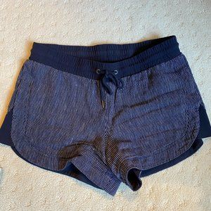 Athleta Size 6 women's shorts